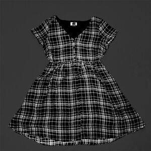 Women’s Plaid Old Navy Dress Black and White